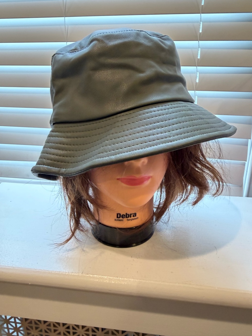 NEW David & Young Olive Green Bucket Hat — With Tags